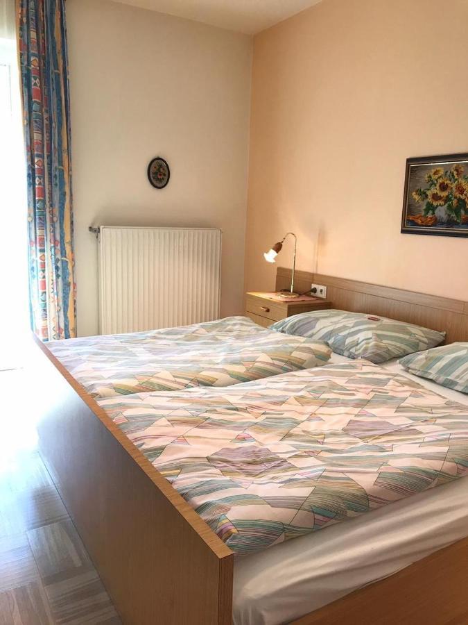 Schmautz Ferienwohnungen & Zimmer Miklauzhof Bagian luar foto