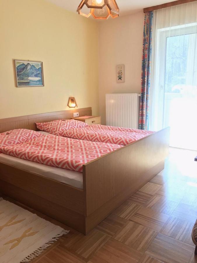 Schmautz Ferienwohnungen & Zimmer Miklauzhof Bagian luar foto